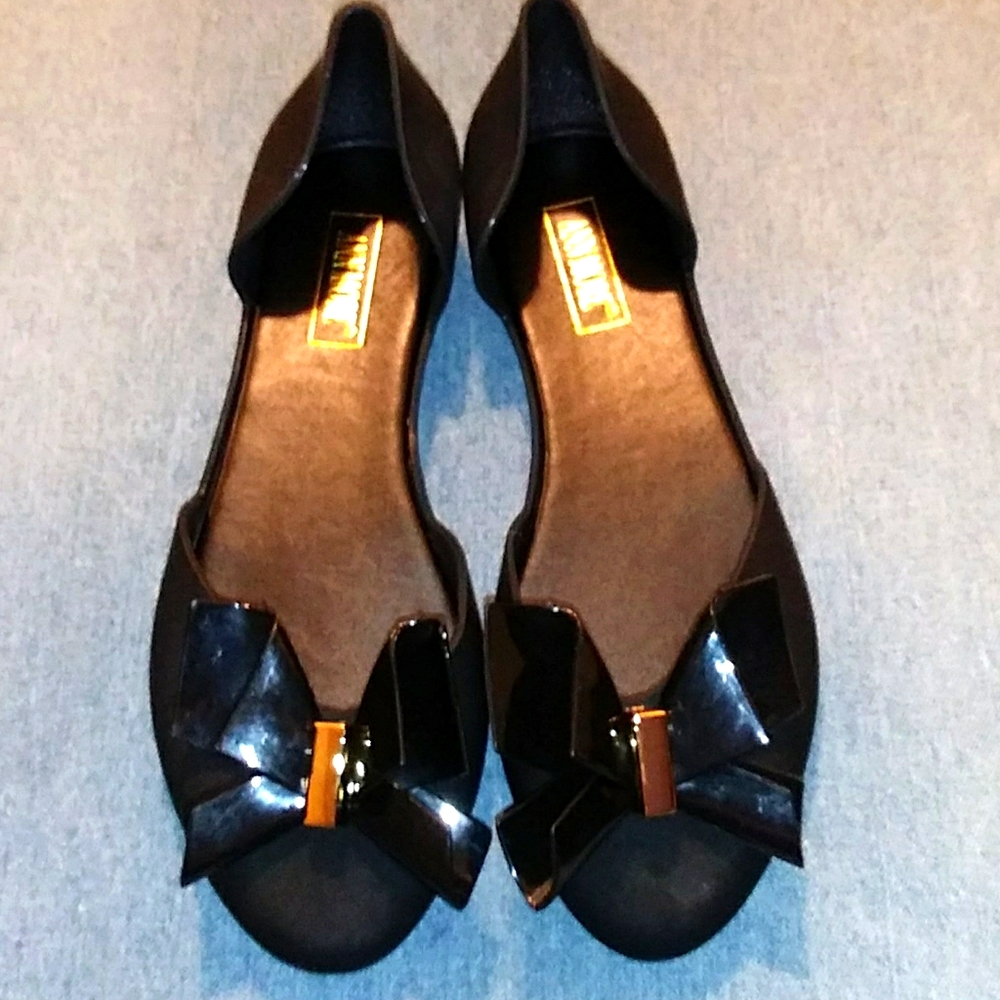Ann more jelly shoes